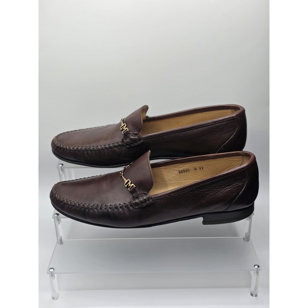 Bruno Magli dark brown leather loafers a gold-tone "M" bit hardware Size 11